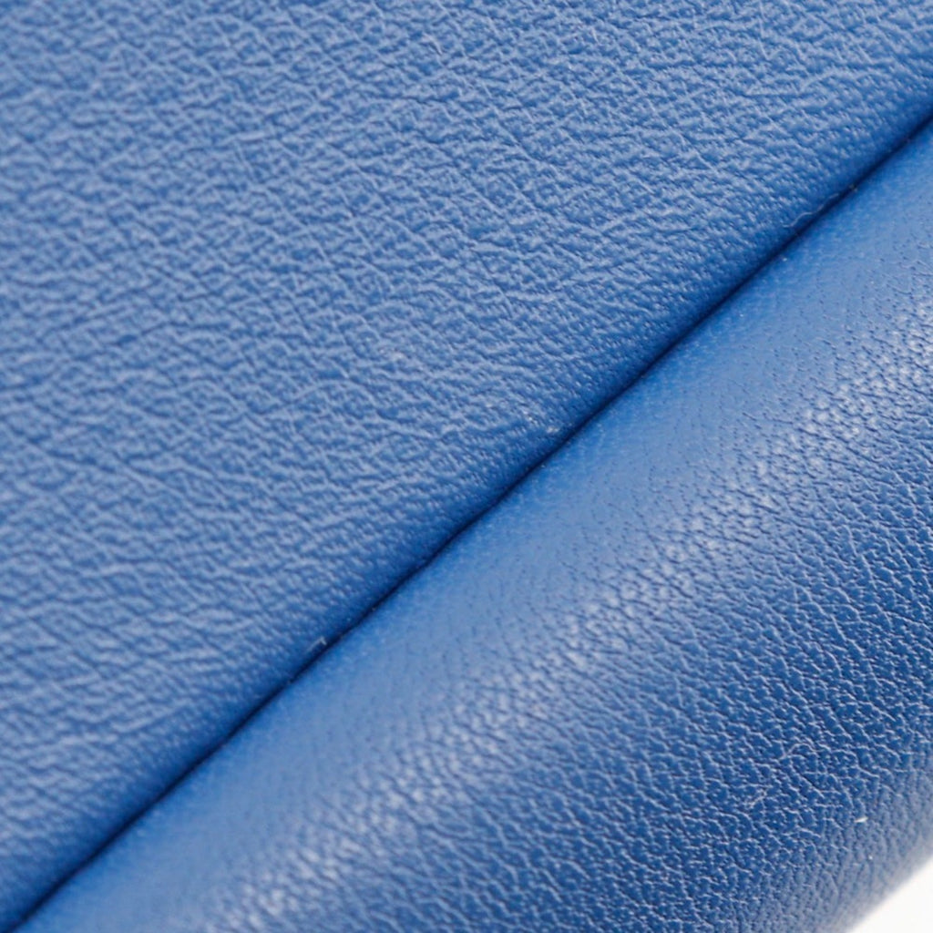 Chanel Blue Leather Handbag (Pre-Owned)
