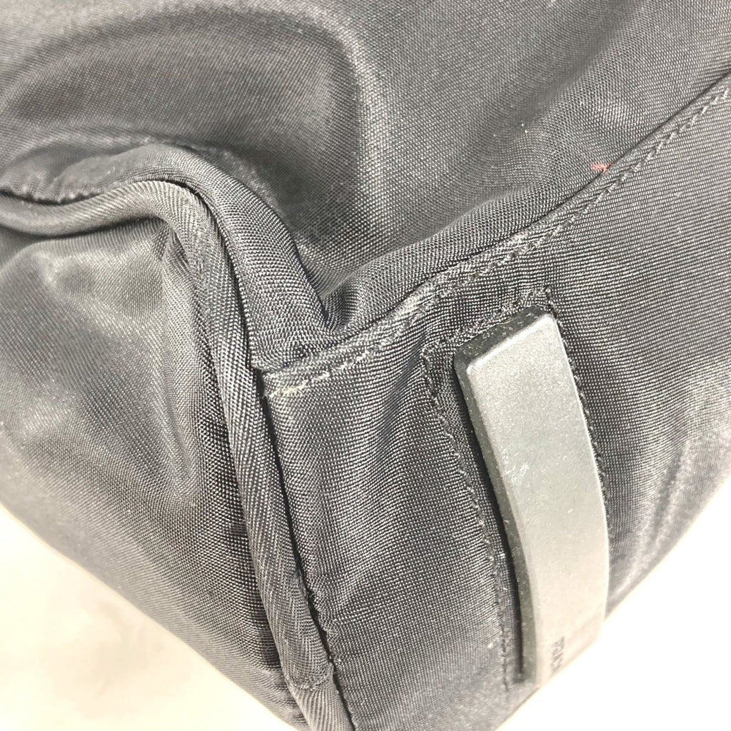Prada Black Nylon Handbag (Pre-Owned)