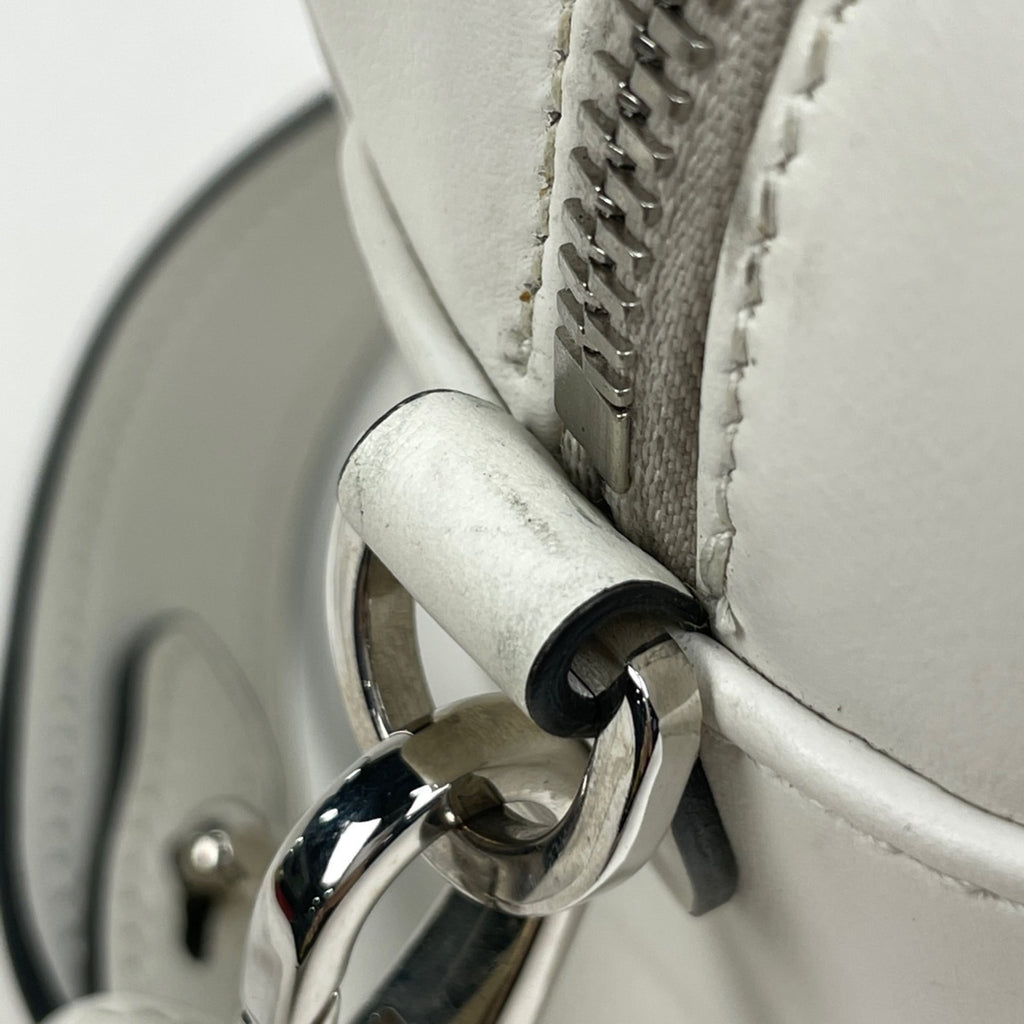 Prada White Leather Shoulder Bag (Pre-Owned)