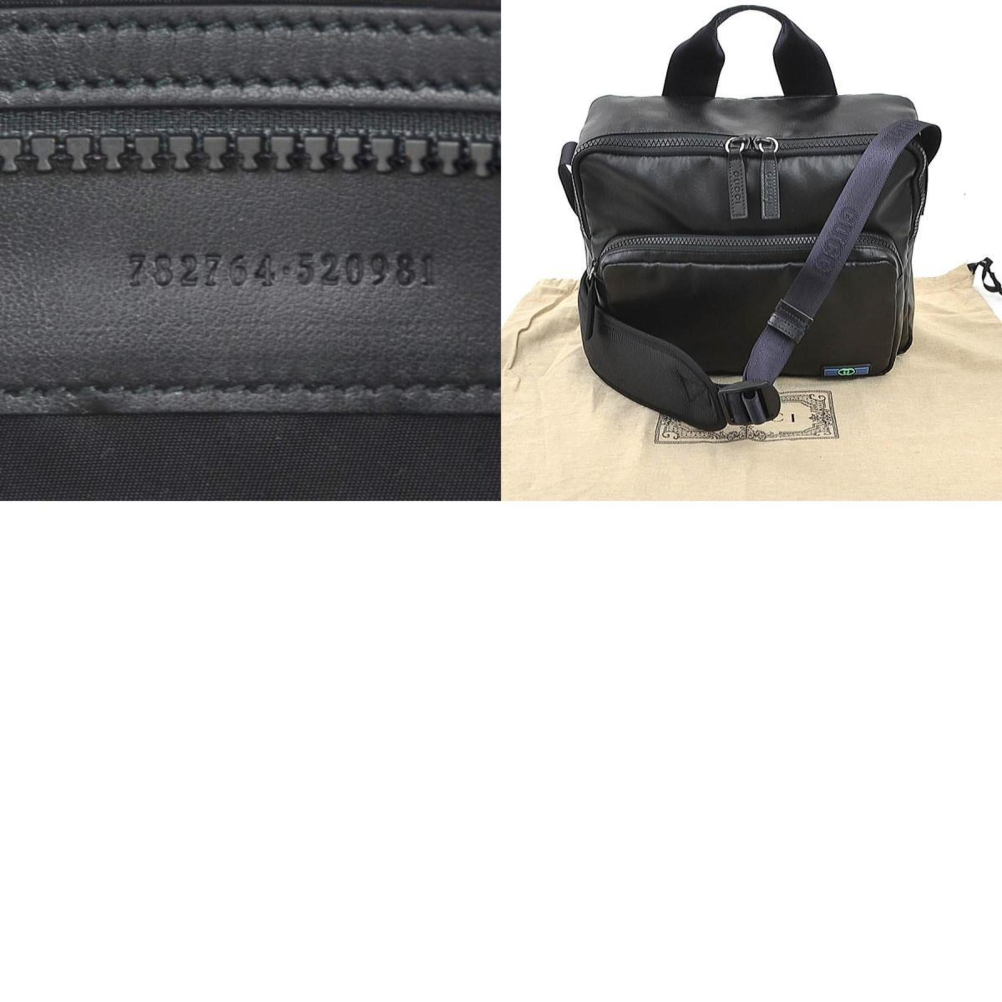 Gucci Black Pvc Shoulder Bag (Pre-Owned)