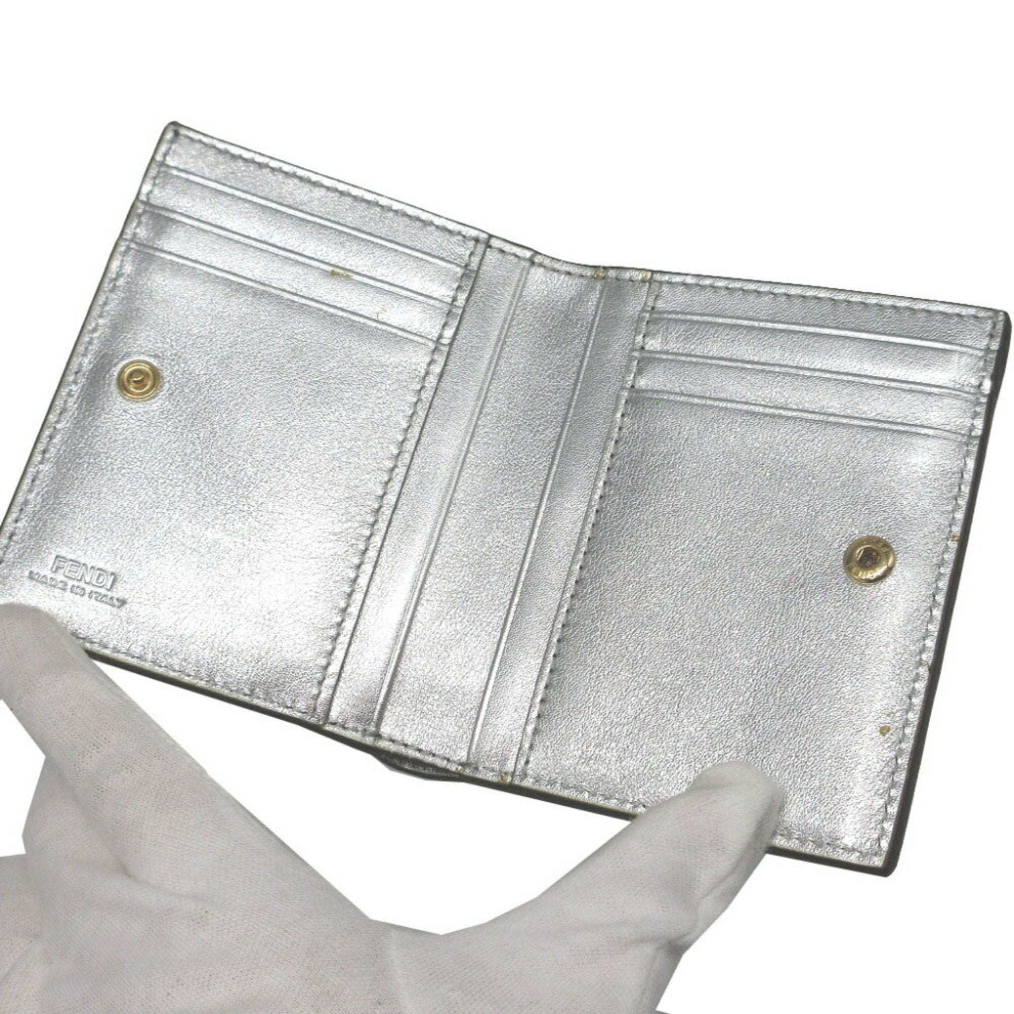 Fendi Silver Leather Wallet (Bi-Fold) (Pre-Owned)