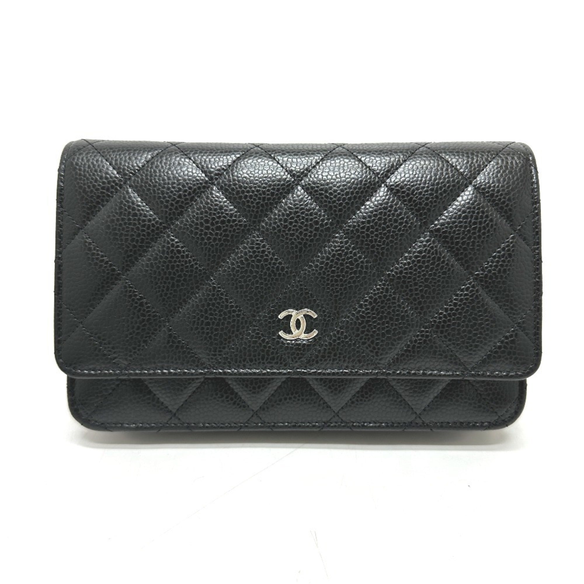 Chanel Black Caviar Leather Shoulder Bag (Pre-Owned)