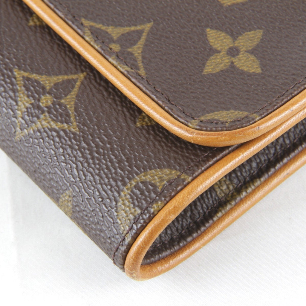 Louis Vuitton Brown Monogram Monogram Pochette Shoulder Bag (Pre-Owned)