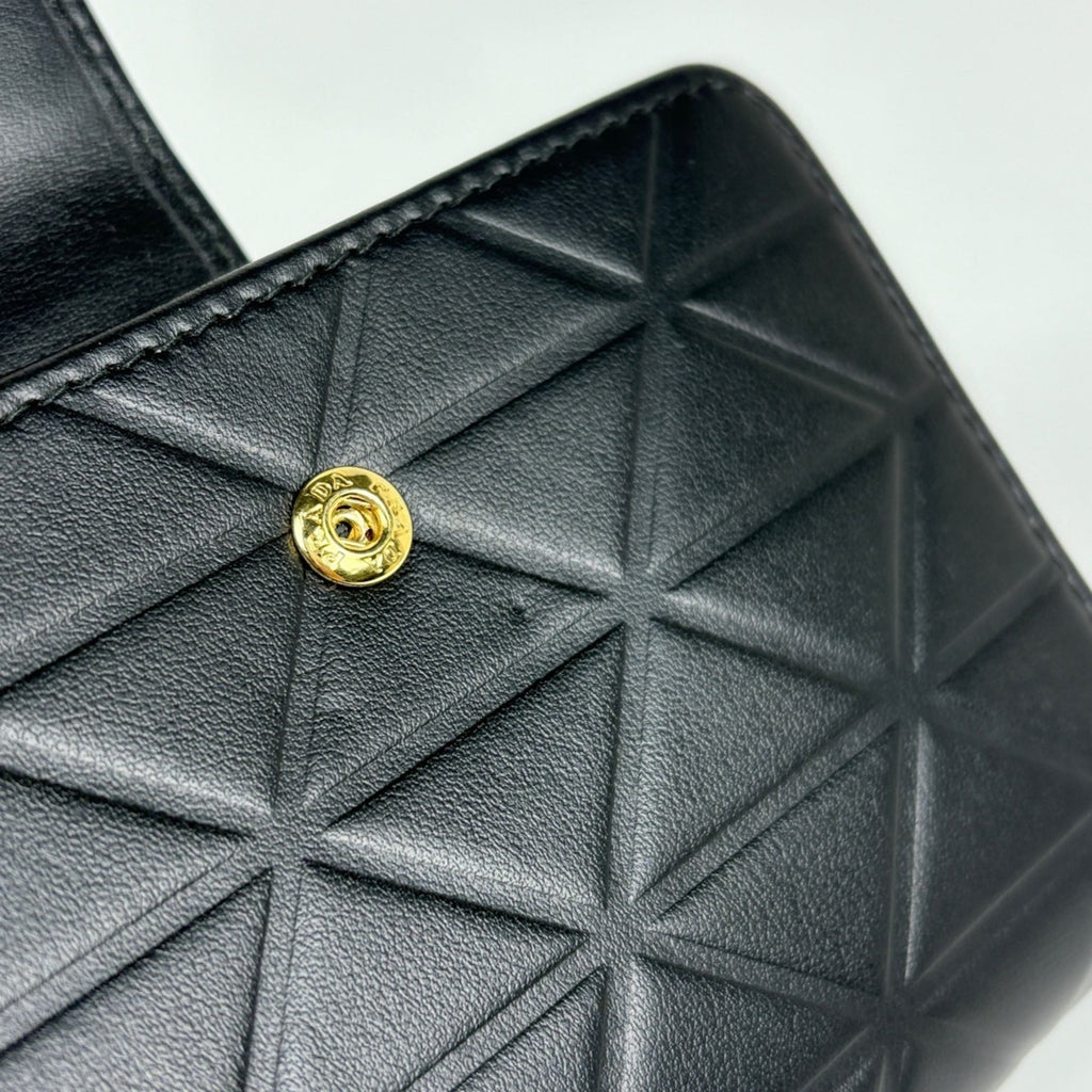 Prada Black Leather Wallet (Bi-Fold) (Pre-Owned)