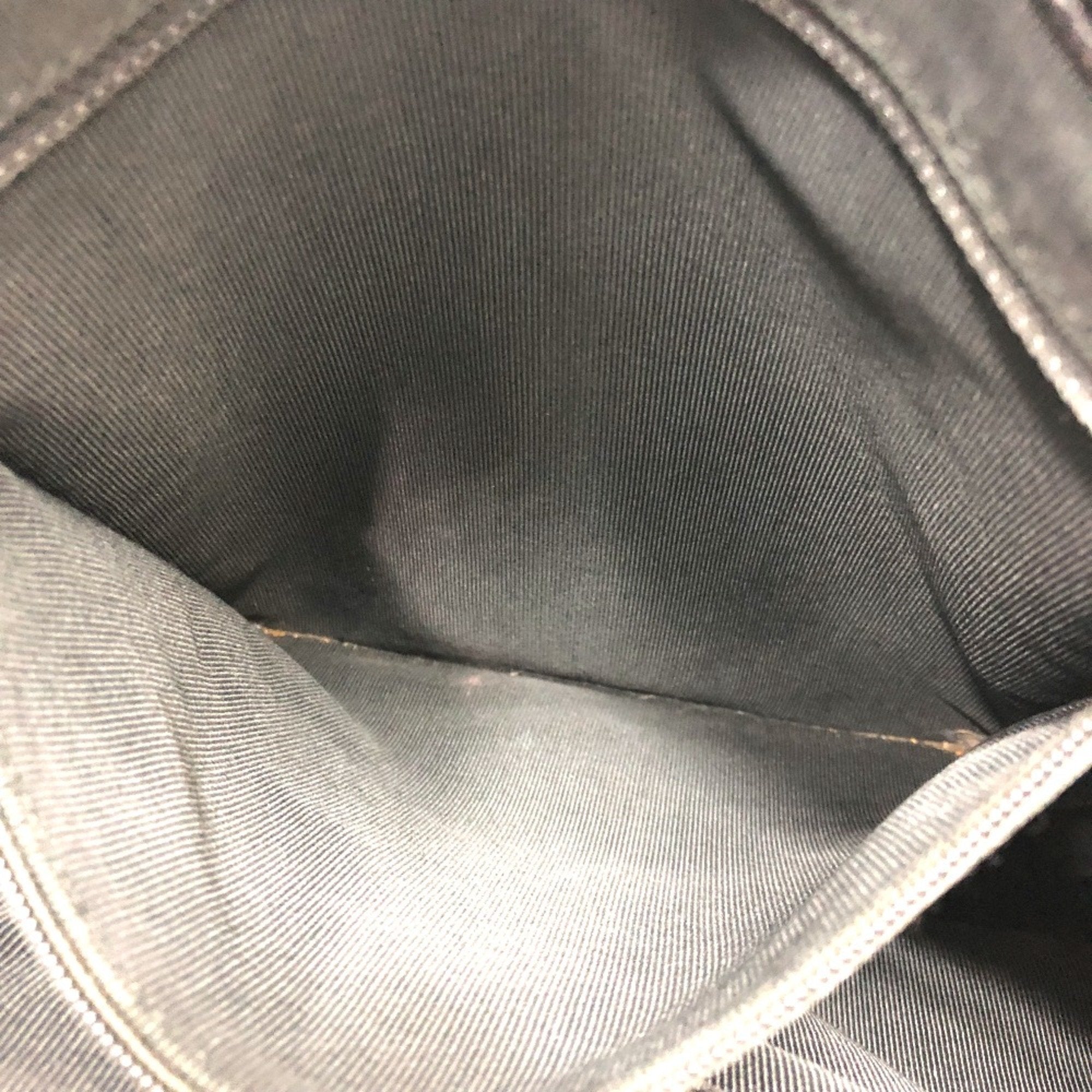 Chanel Black Leather Tote Bag (Pre-Owned)