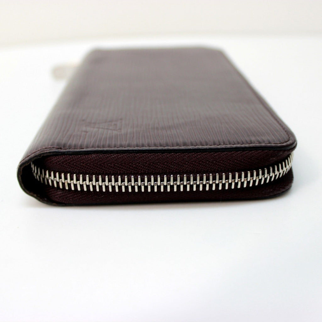 Louis Vuitton Purple Leather Long Wallet (Bi-Fold) (Pre-Owned)
