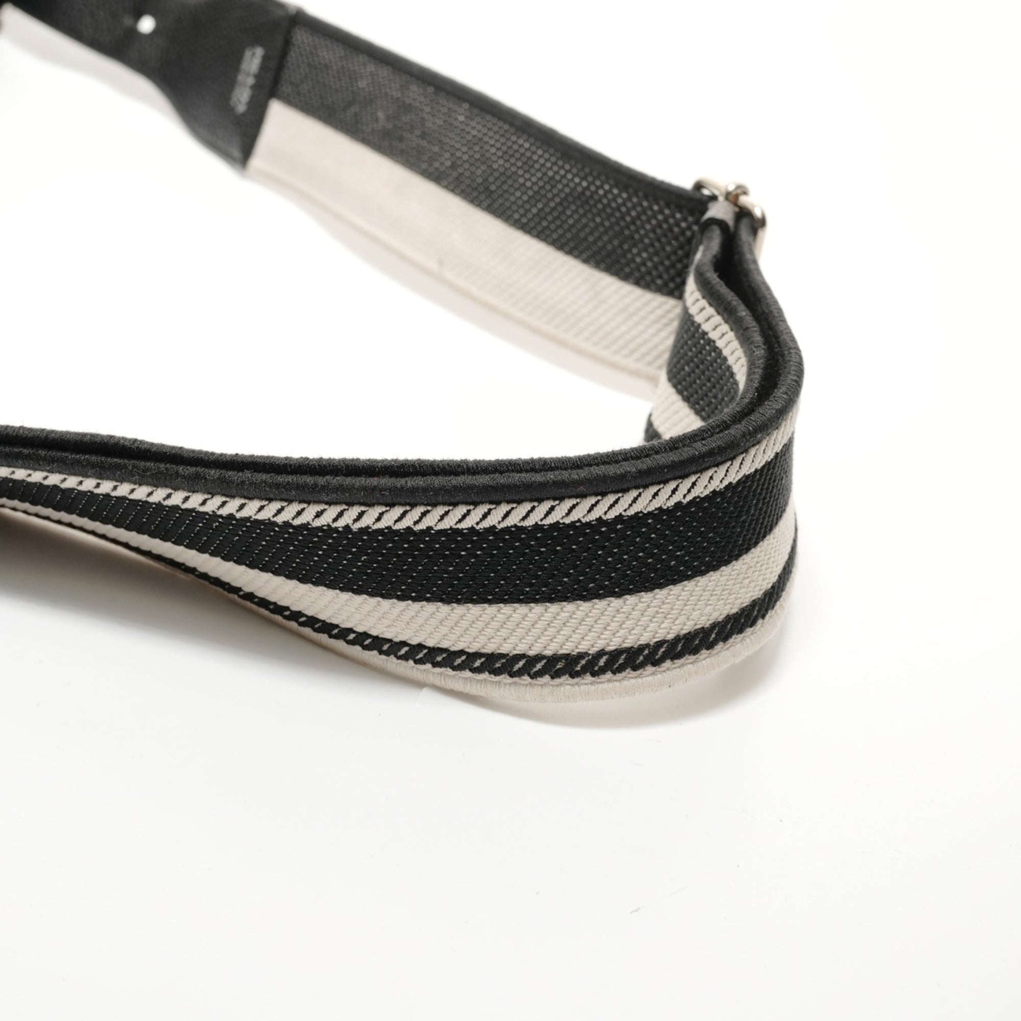 Prada Black Leather Shoulder Bag (Pre-Owned)