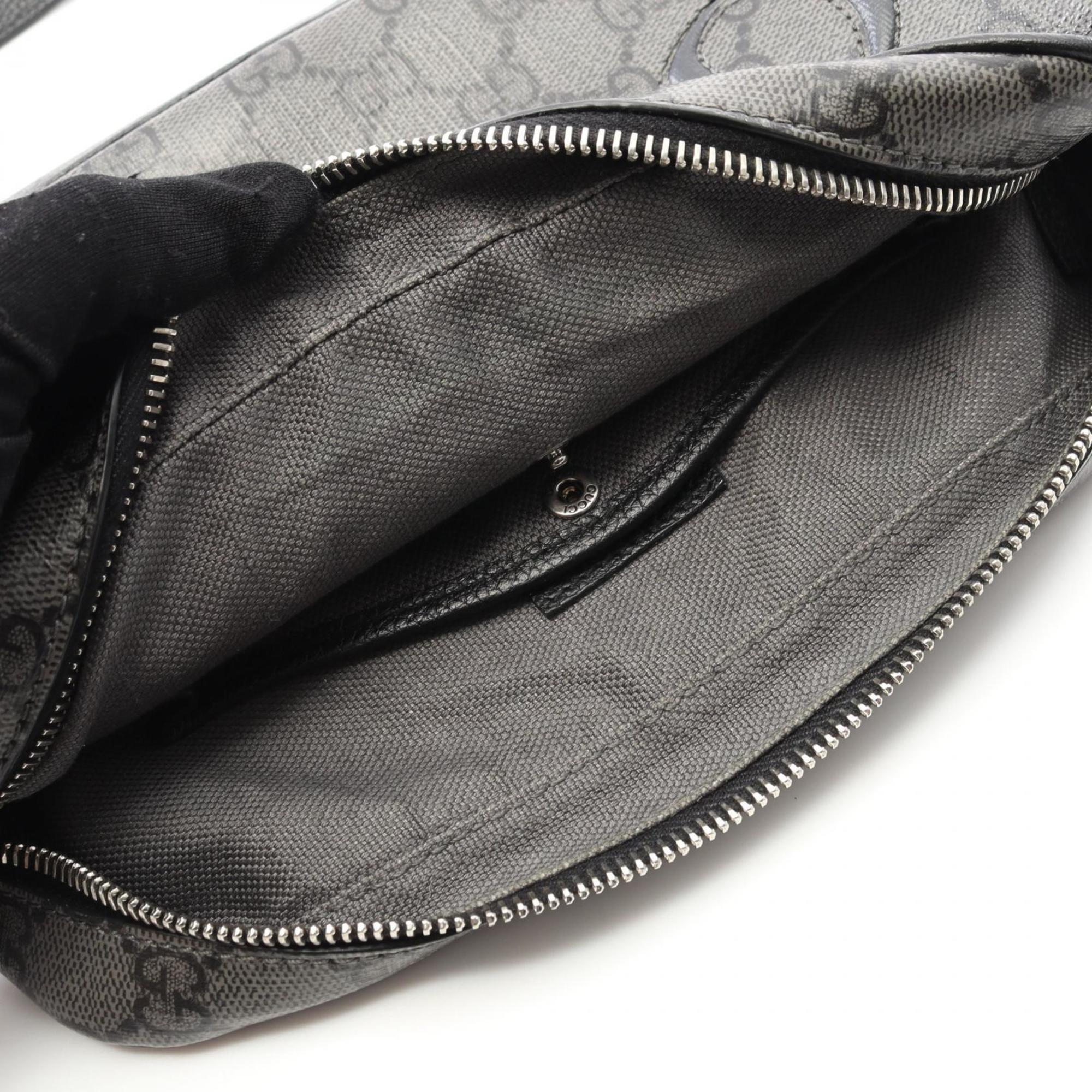 Gucci Black Gray Gg Supreme Shoulder Bag (Pre-Owned)