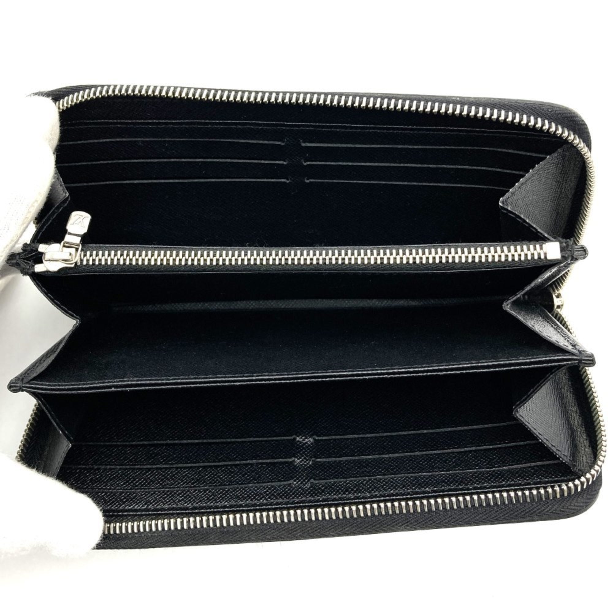 Louis Vuitton Black Epi Leather Long Wallet (Bi-Fold) (Pre-Owned)