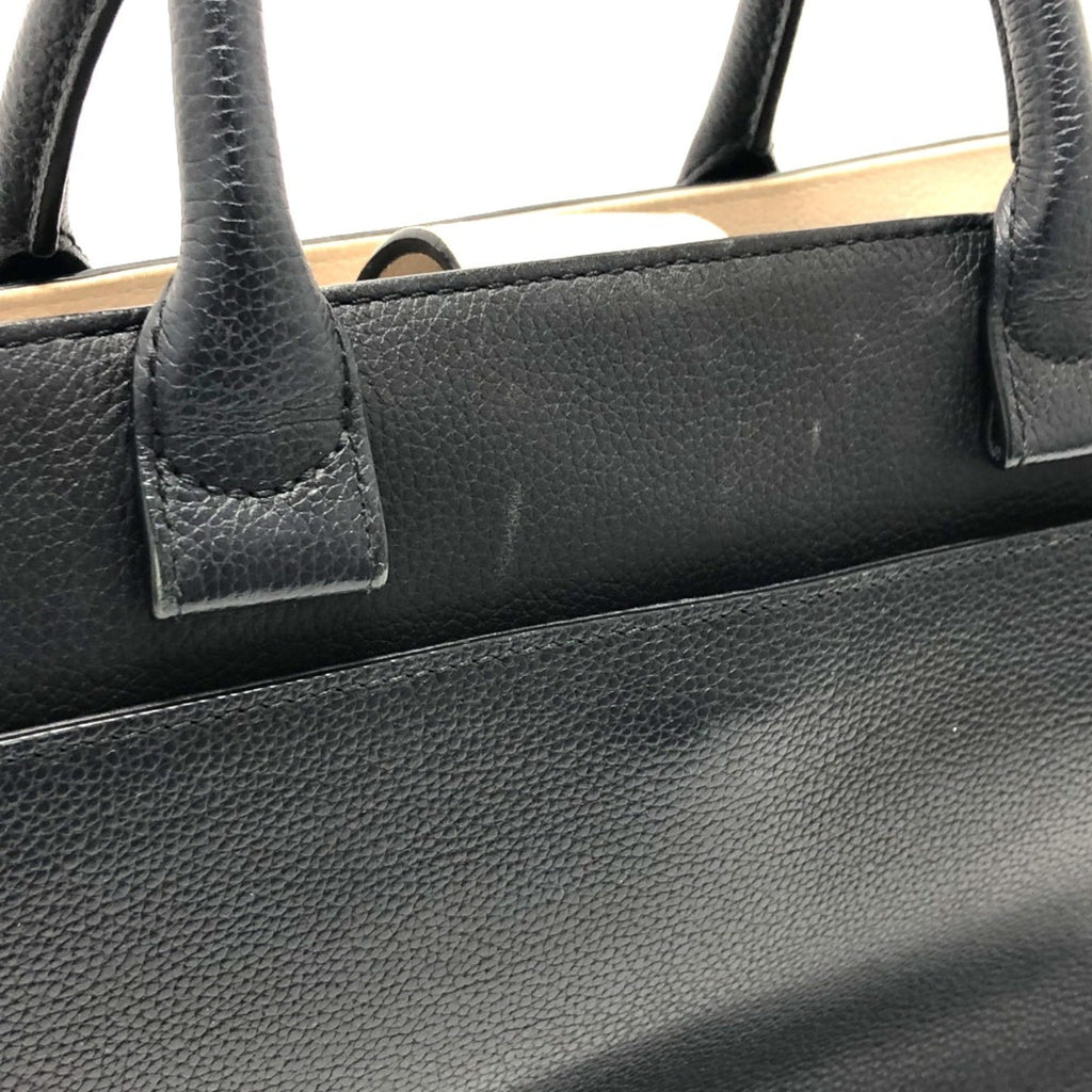 Chanel Black Leather Shoulder Bag (Pre-Owned)