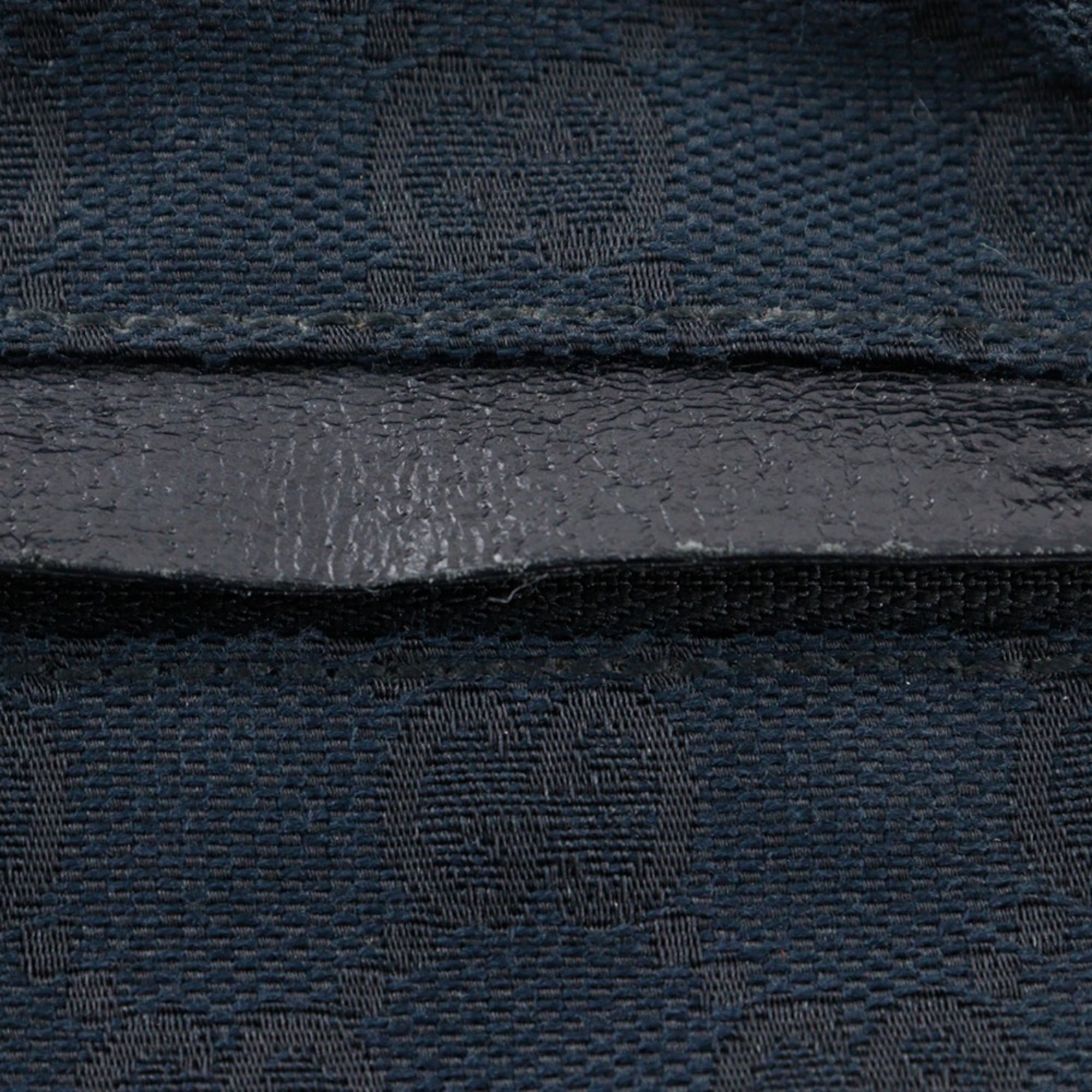 Gucci Gg Canvas Black Gg Canvas Sling Bag (Pre-Owned)
