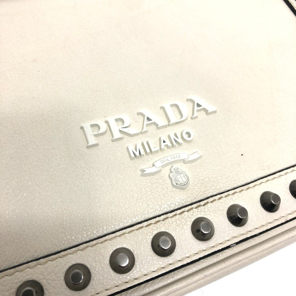 Prada White Leather Shoulder Bag (Pre-Owned)