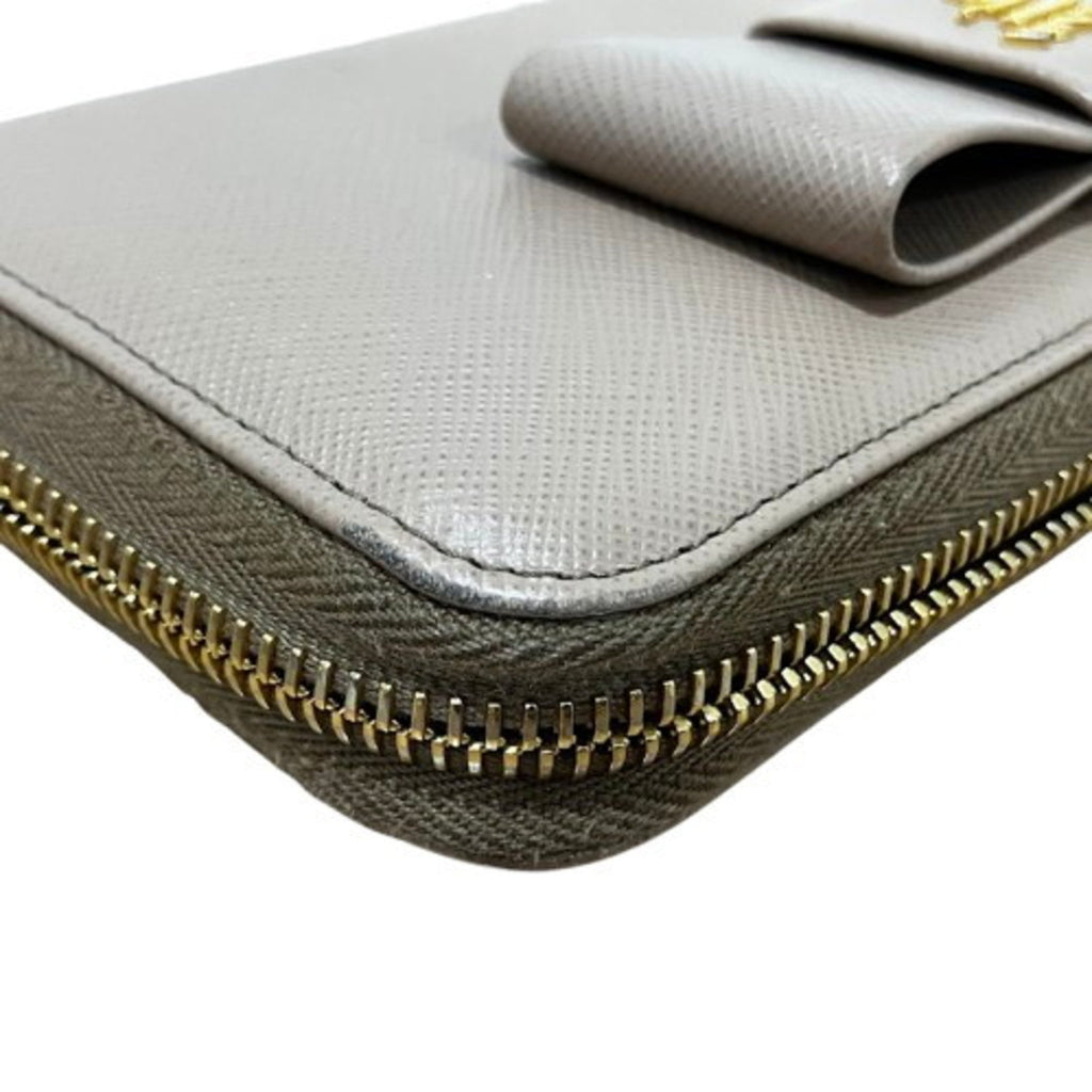 Prada Pink Beige Leather Long Wallet (Bi-Fold) (Pre-Owned)