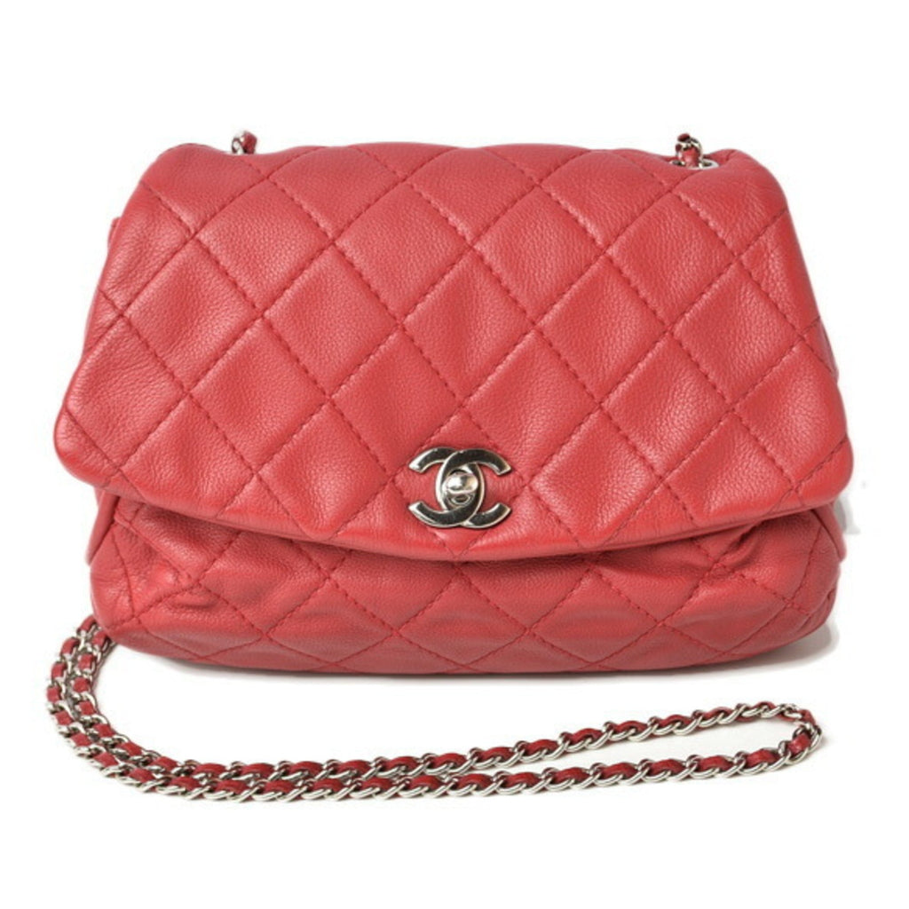 Chanel Red Color Leather Shoulder Bag (Pre-Owned)