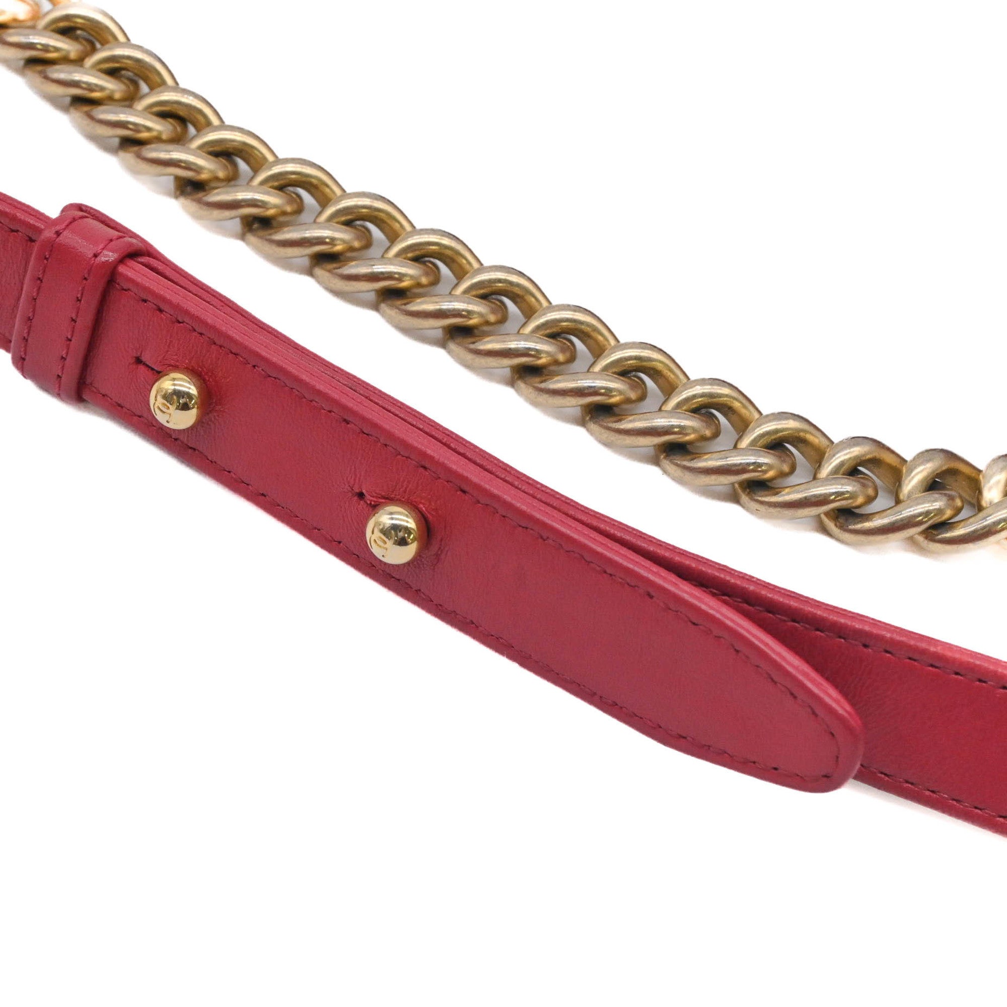 Chanel Red Color Leather Shoulder Bag (Pre-Owned)