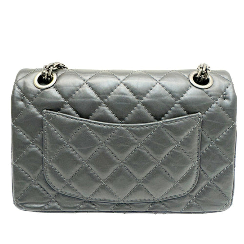 Chanel Dark Gray Leather Shoulder Bag (Pre-Owned)