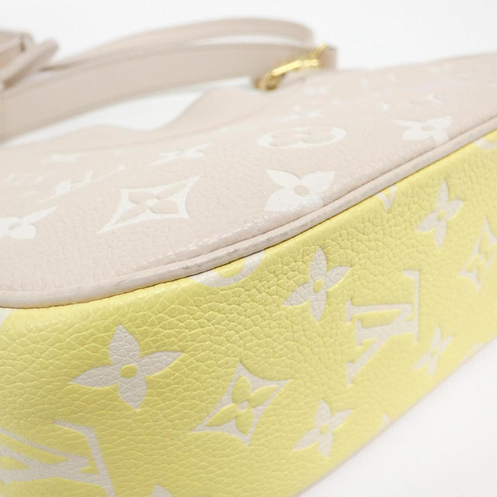 Louis Vuitton Beige Monogram Empreinte Shoulder Bag (Pre-Owned)