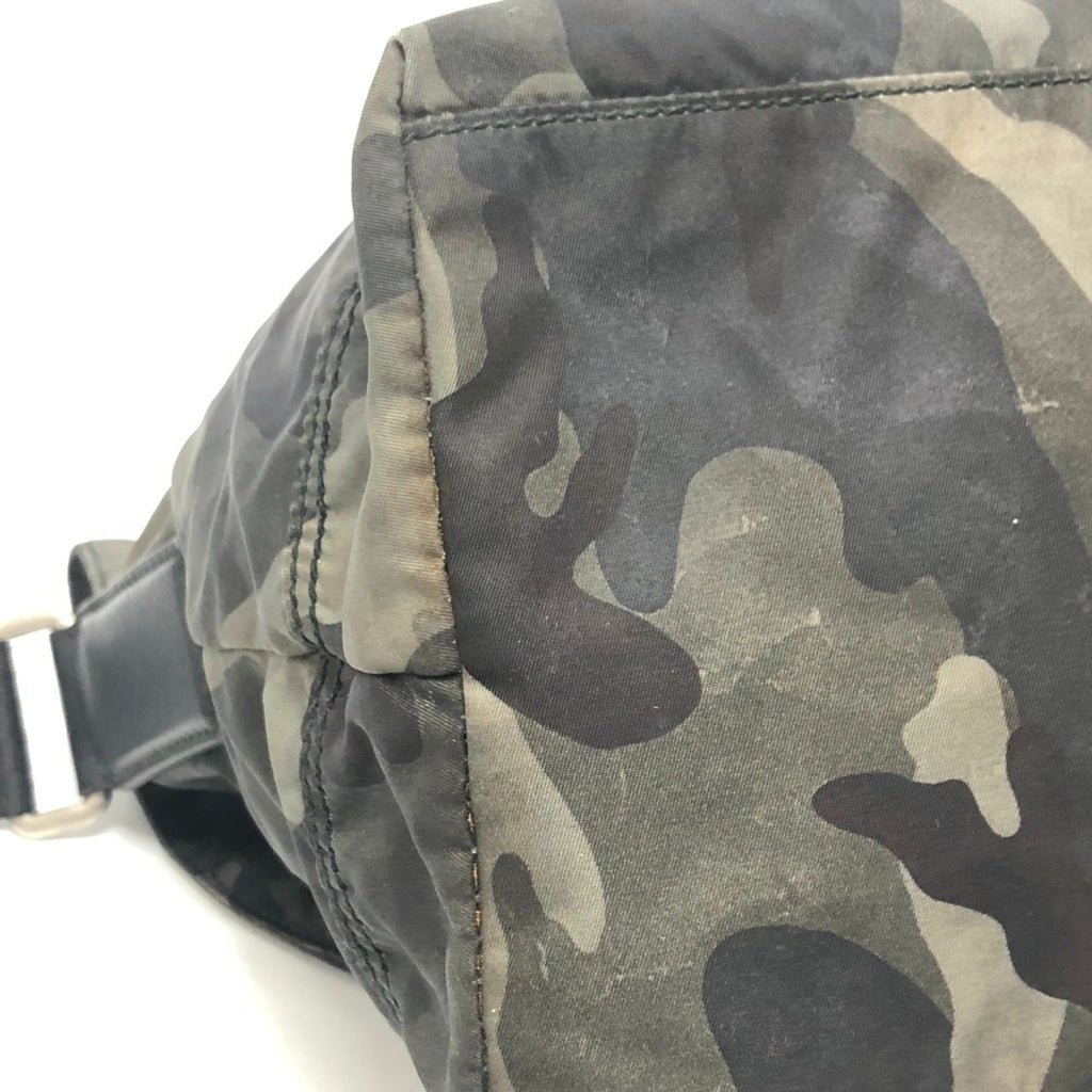 Prada Green Nylon Shoulder Bag (Pre-Owned)
