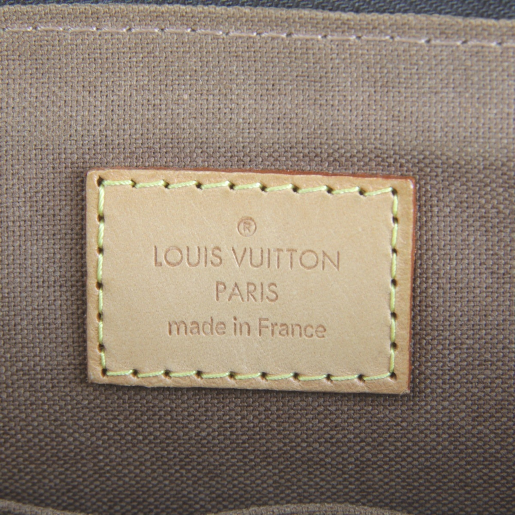 Louis Vuitton Brown Monogram Monogram Canvas Handbag (Pre-Owned)