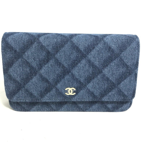 Chanel Blue Denim Shoulder Bag (Pre-Owned)