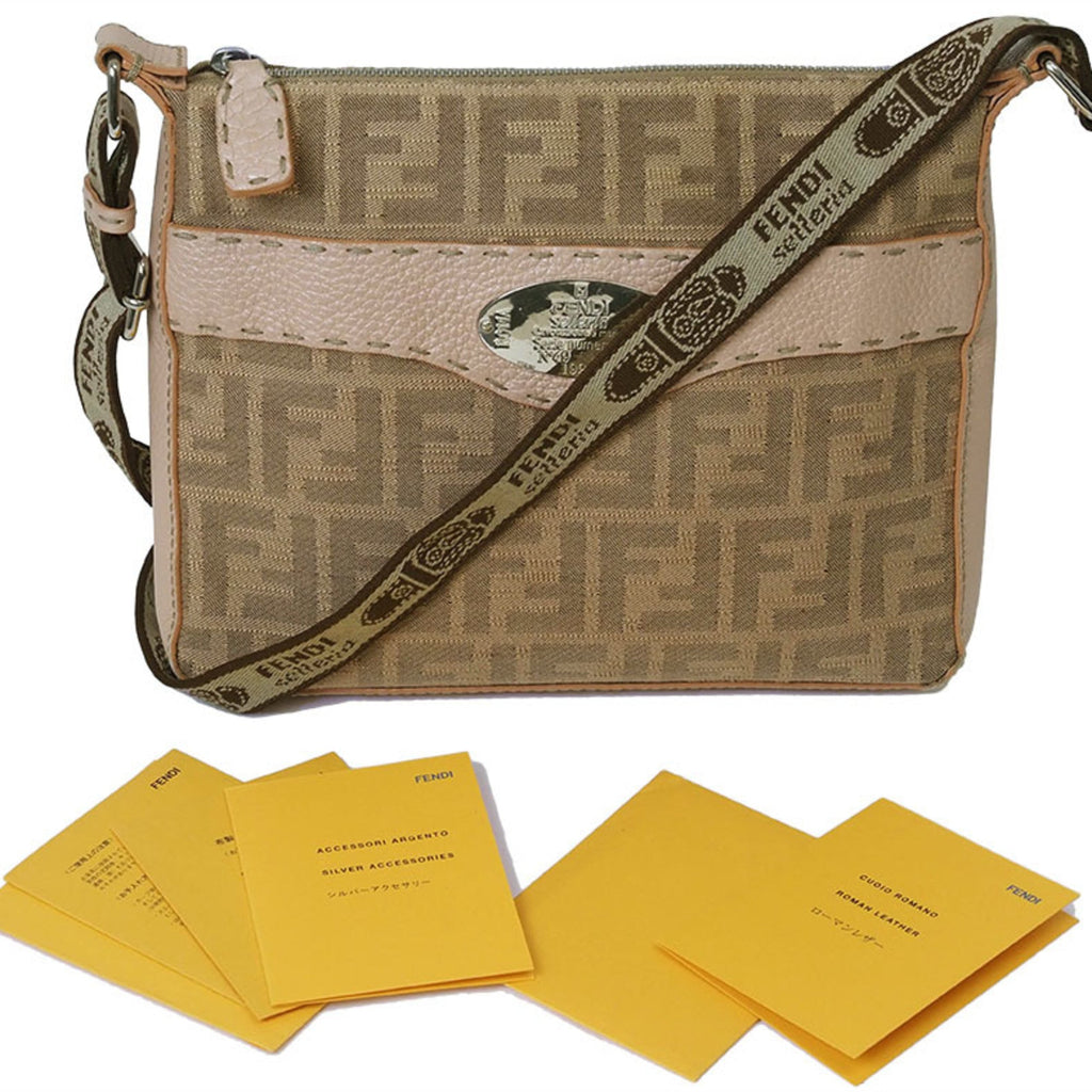 Fendi Selleria Pink Canvas Shoulder Bag (Pre-Owned)