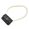 Chanel Black Leather Shoulder Bag (Pre-Owned)