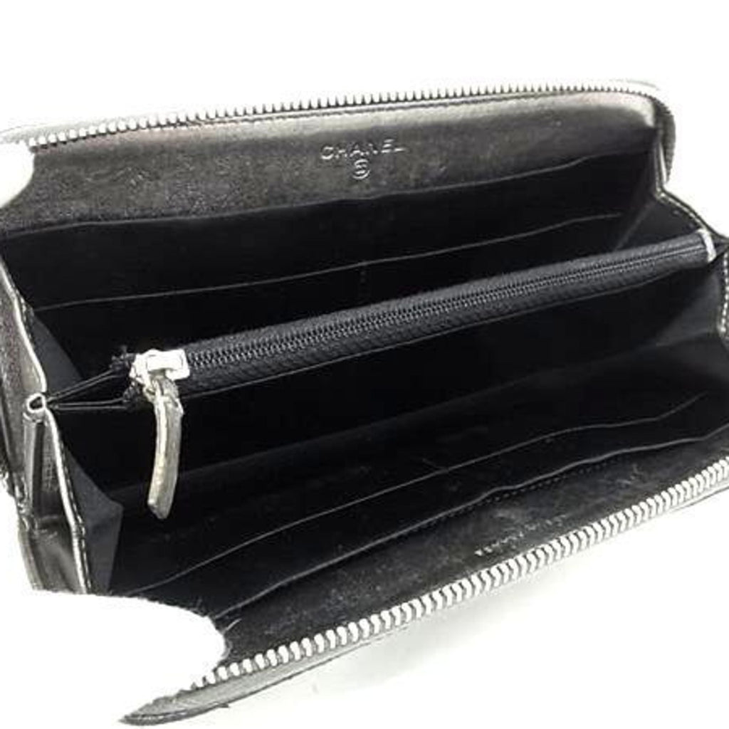 Chanel Gray Leather Long Wallet (Bi-Fold) (Pre-Owned)