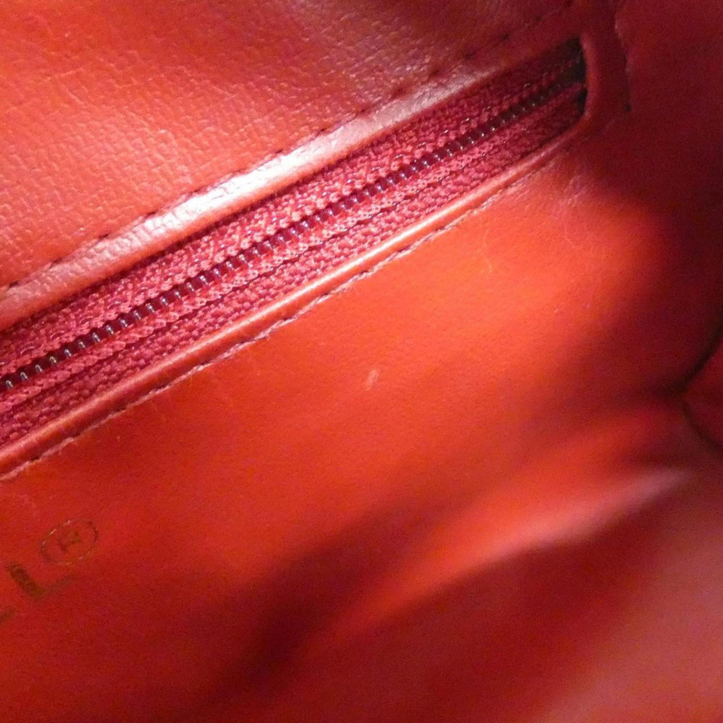 Chanel Red Color Grained Calfskin Pouch (Pre-Owned)