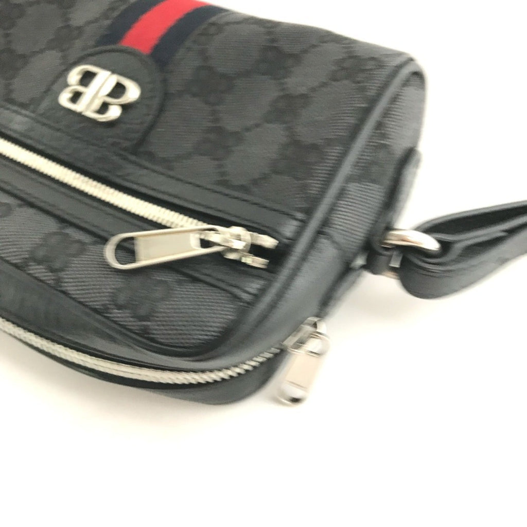 Gucci Black Canvas Leather Pochette Shoulder Bag (Pre-Owned)