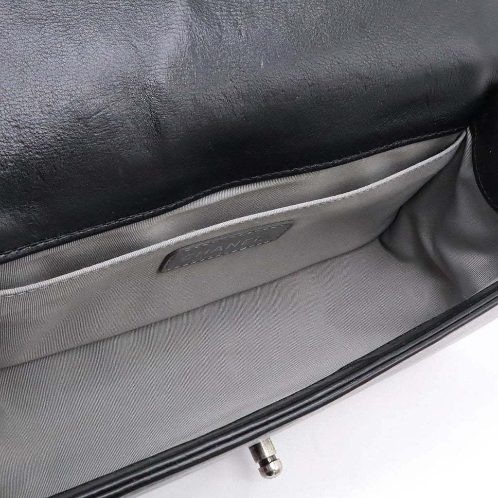 Chanel Wild Stitch Black Leather Shoulder Bag (Pre-Owned)