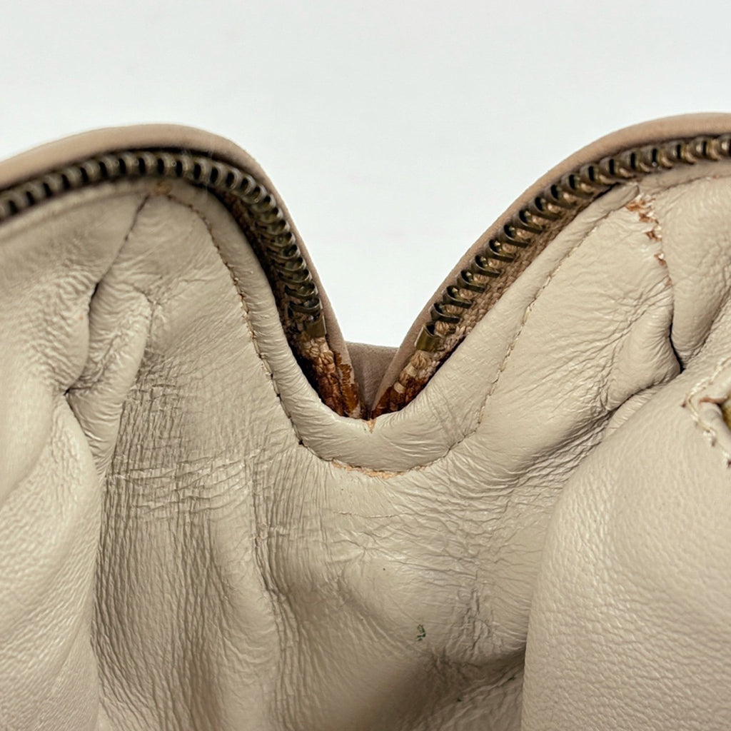 Chanel Matelasse Beige Leather Shoulder Bag (Pre-Owned)