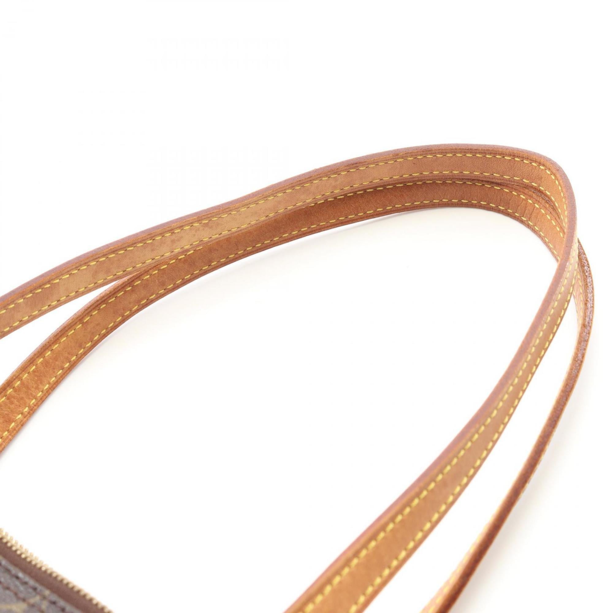 Louis Vuitton Brown Monogram Monogram Shoulder Bag (Pre-Owned)