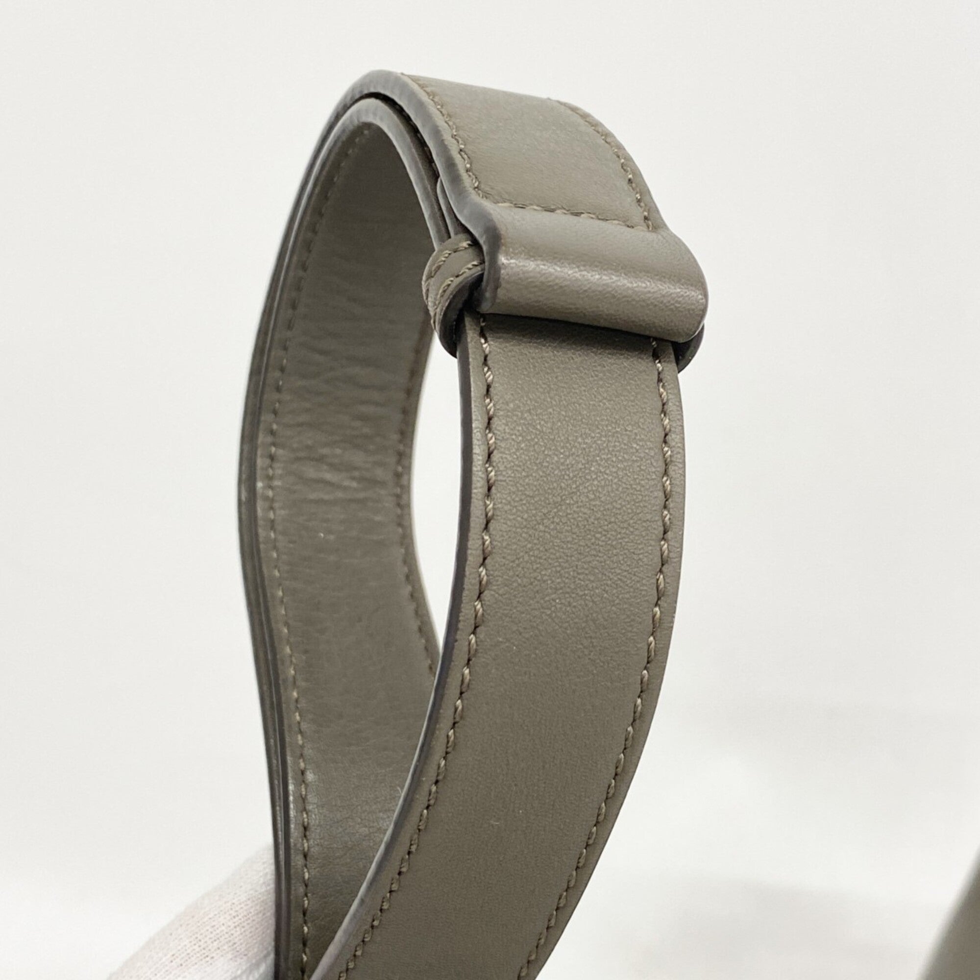 Fendi Gray Leather Handbag (Pre-Owned)