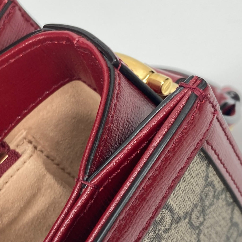 Gucci Beige Red Color Gg Supreme Leather Shoulder Bag (Pre-Owned)