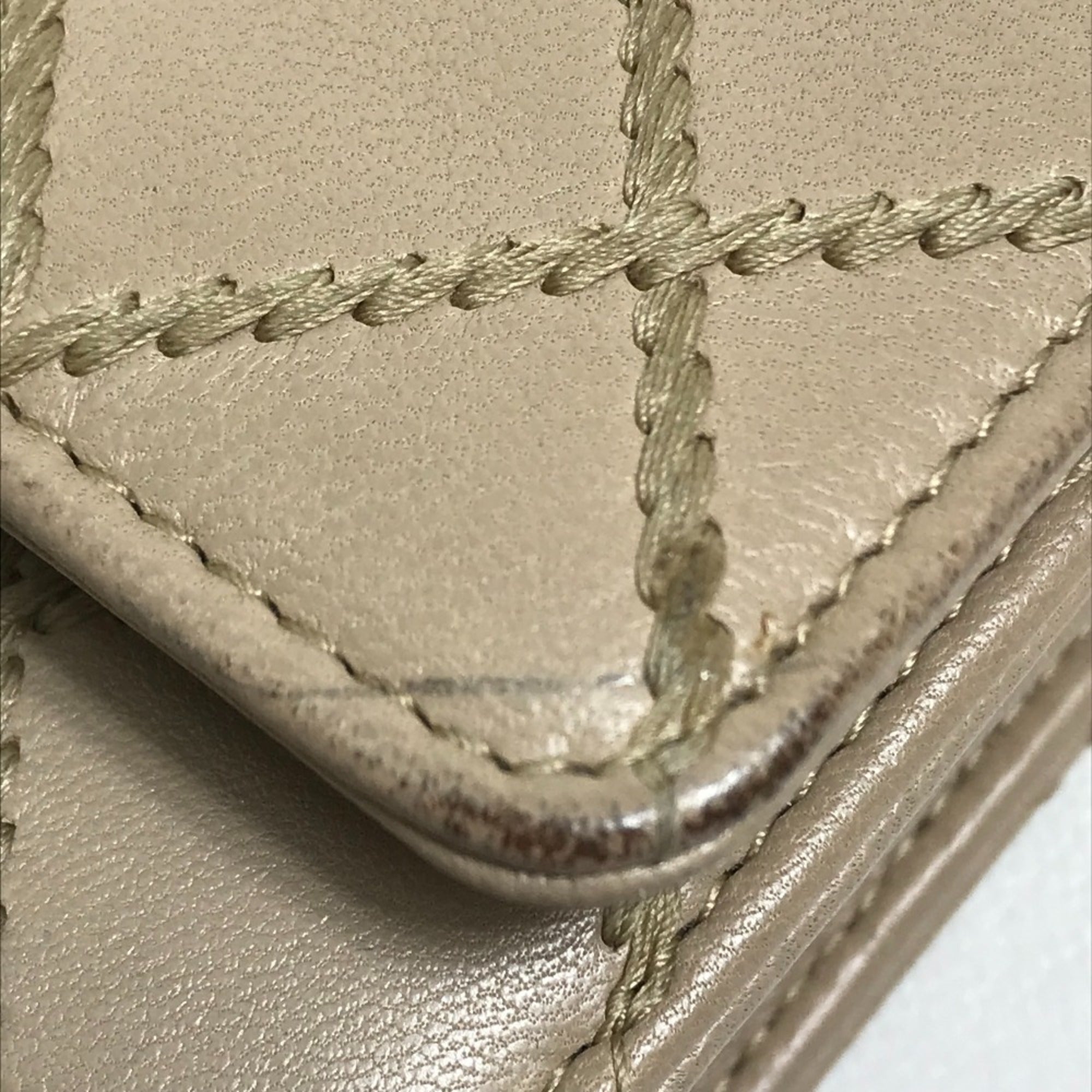 Chanel Beige Leather Long Wallet (Bi-Fold) (Pre-Owned)