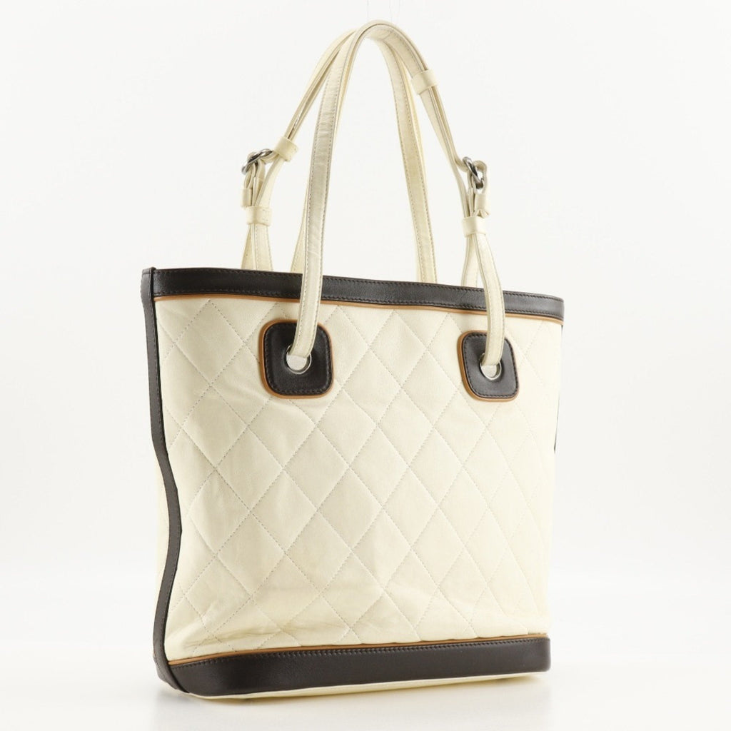 Chanel Ivory Leather Tote Bag (Pre-Owned)