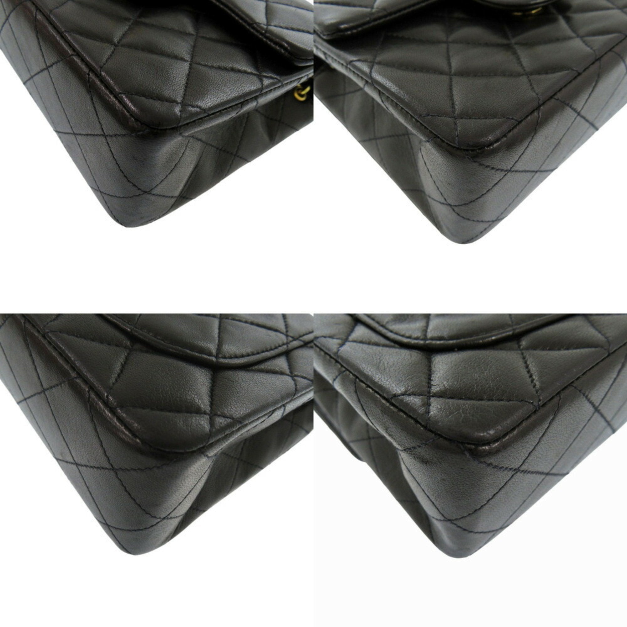 Chanel Black Leather Shoulder Bag (Pre-Owned)