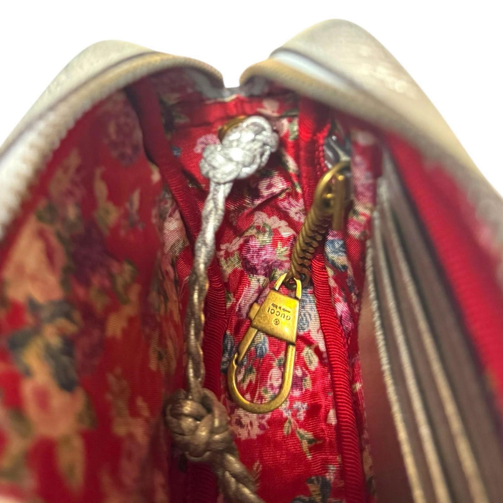 Gucci Silver Leather Shoulder Bag (Pre-Owned)