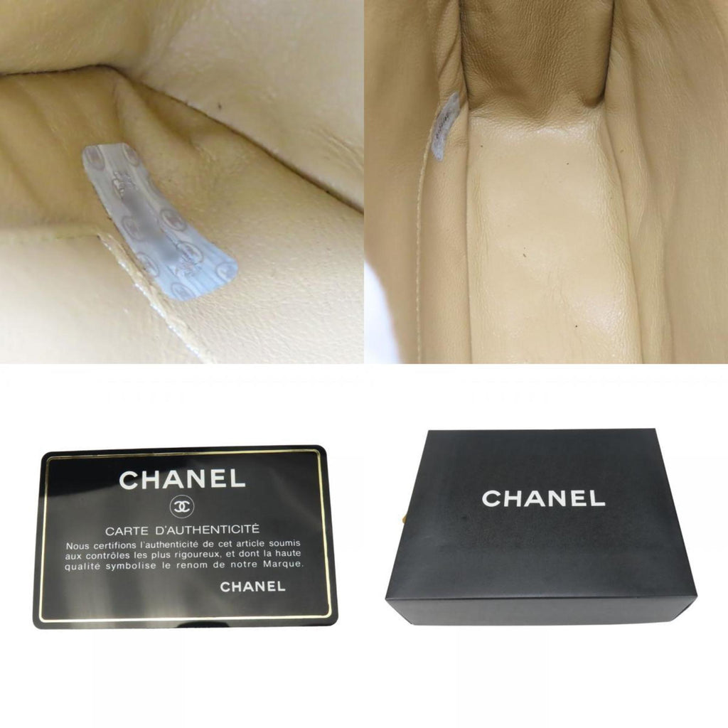 Chanel Beige Grained Calfskin Shoulder Bag (Pre-Owned)
