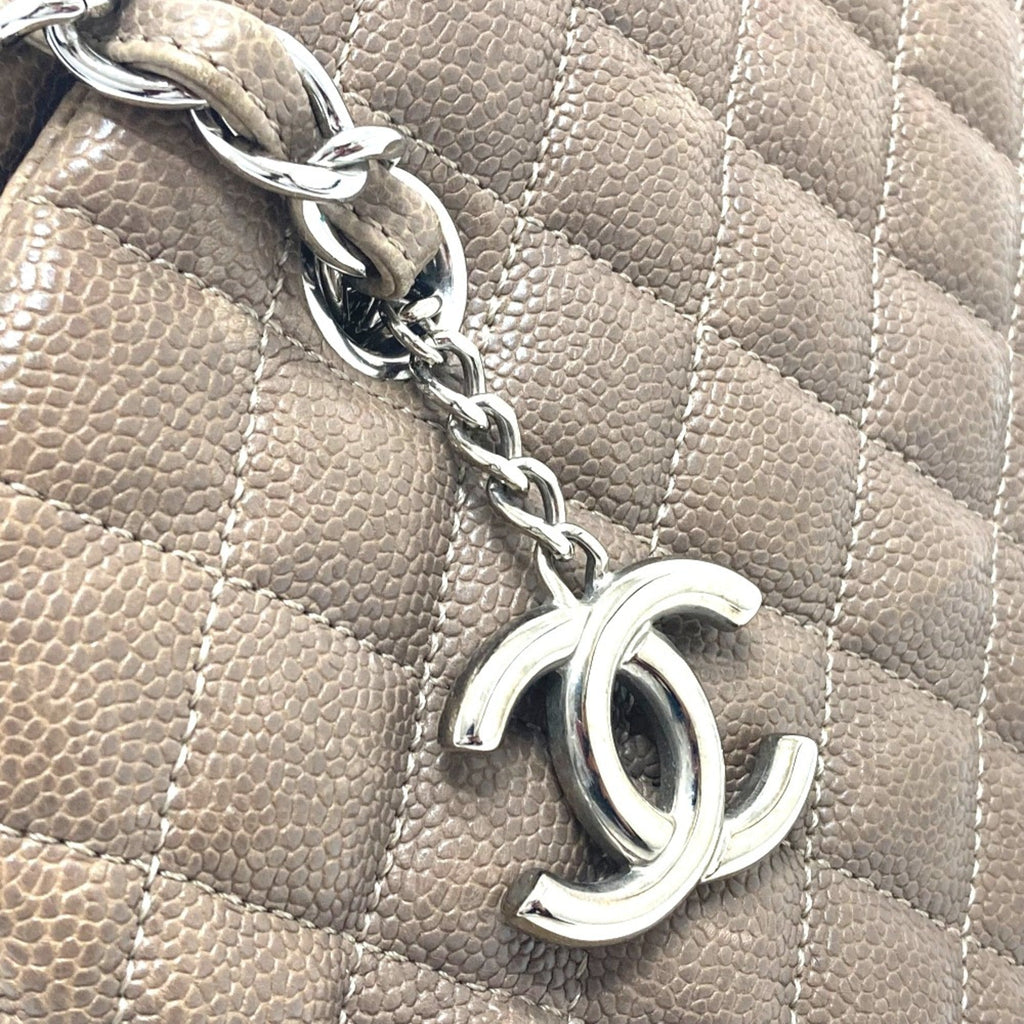 Chanel Brown Leather Shoulder Bag (Pre-Owned)