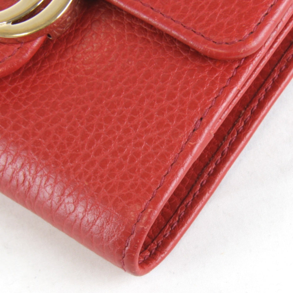 Gucci Red Color Leather Wallet (Bi-Fold) (Pre-Owned)