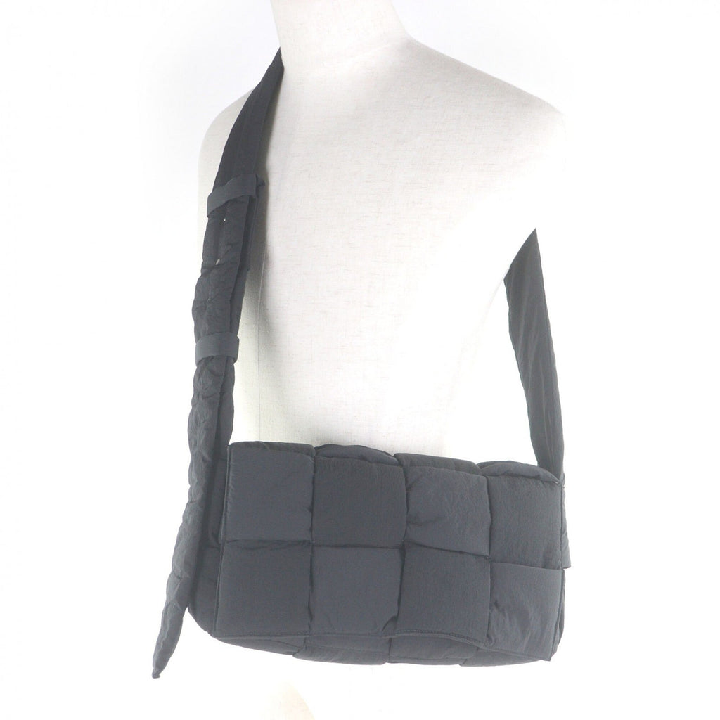 Bottega Veneta Black Nylon Shoulder Bag Sling Bag (Pre-Owned)