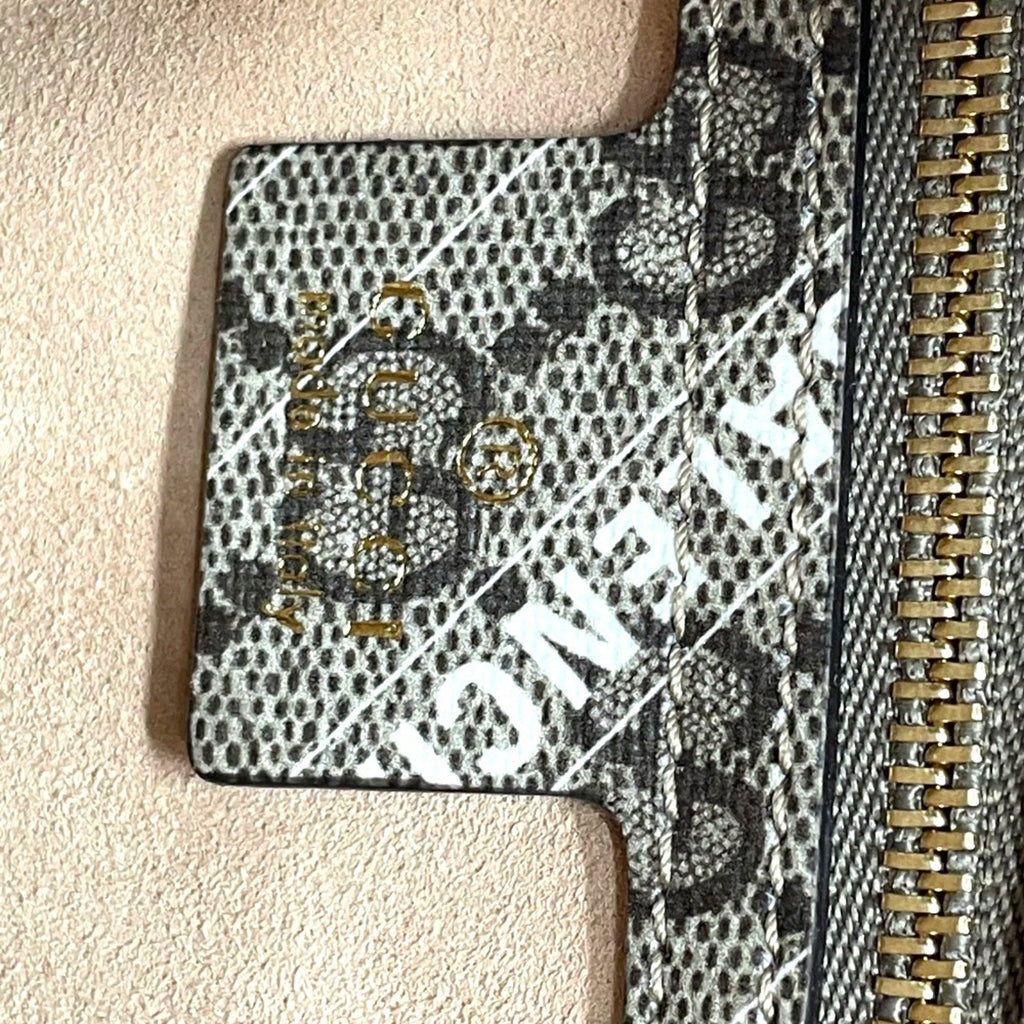 Gucci Beige Gg Supreme Handbag (Pre-Owned)
