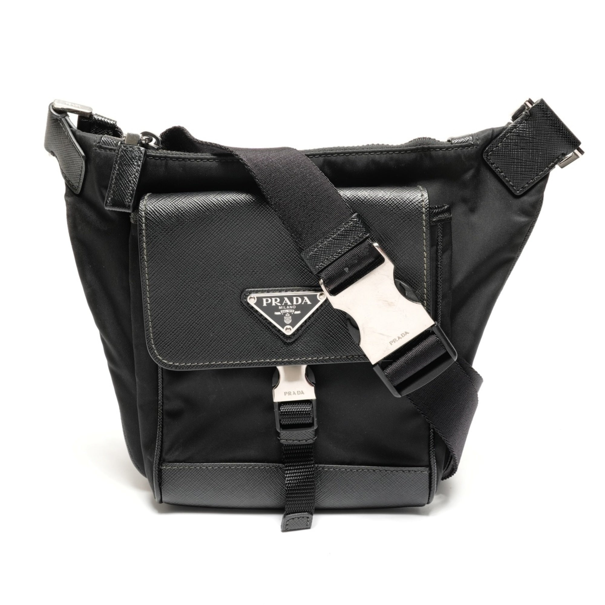 Prada Black Nylon Shoulder Bag (Pre-Owned)