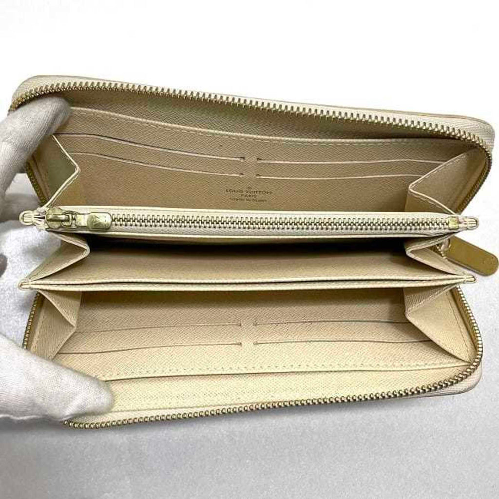Louis Vuitton Gray White Damier Canvas Long Wallet (Bi-Fold) (Pre-Owned)