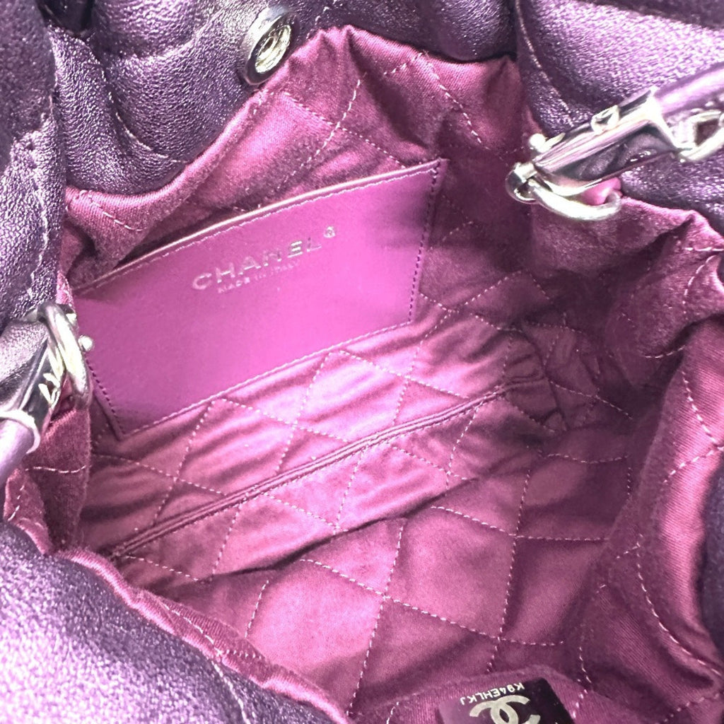Chanel Purple Leather Shoulder Bag (Pre-Owned)