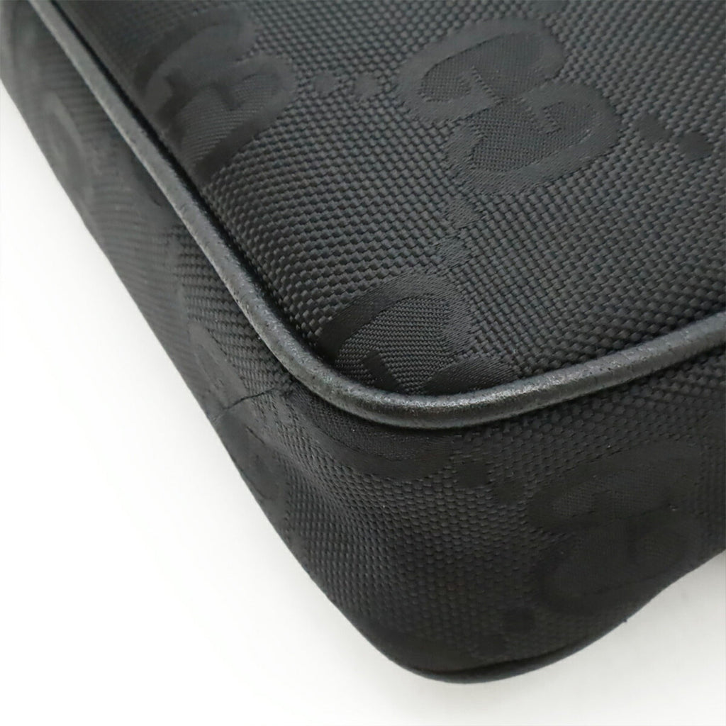 Gucci Black Nylon Canvas Leather Fanny Pack Sling Bag (Pre-Owned)