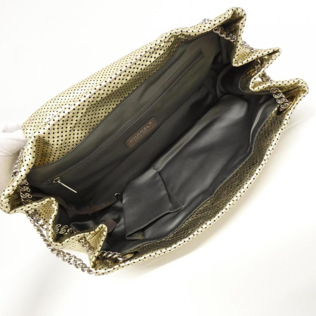 Chanel Gold Leather Shoulder Bag (Pre-Owned)