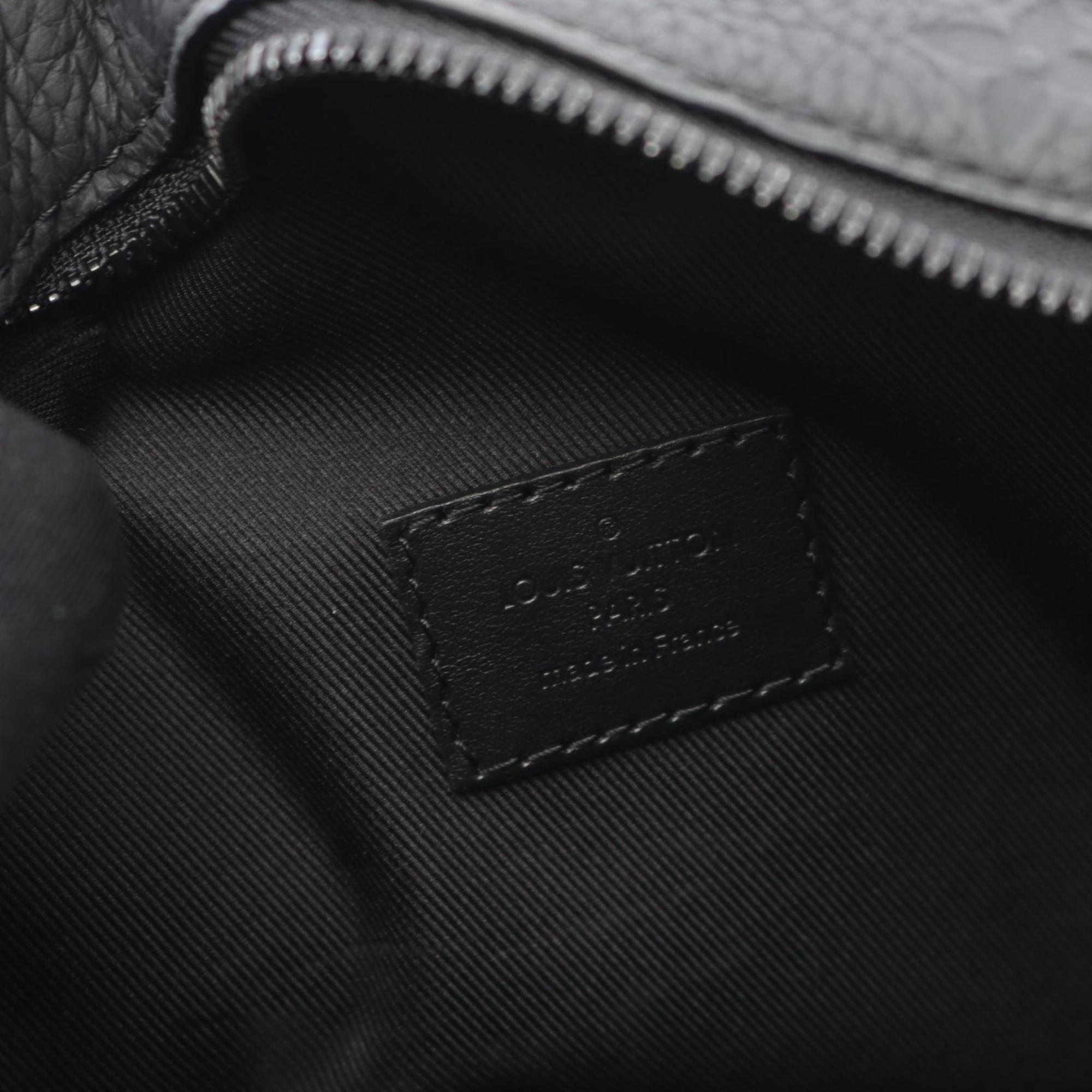 Louis Vuitton Black Noir Monogram Leather Shoulder Bag (Pre-Owned)