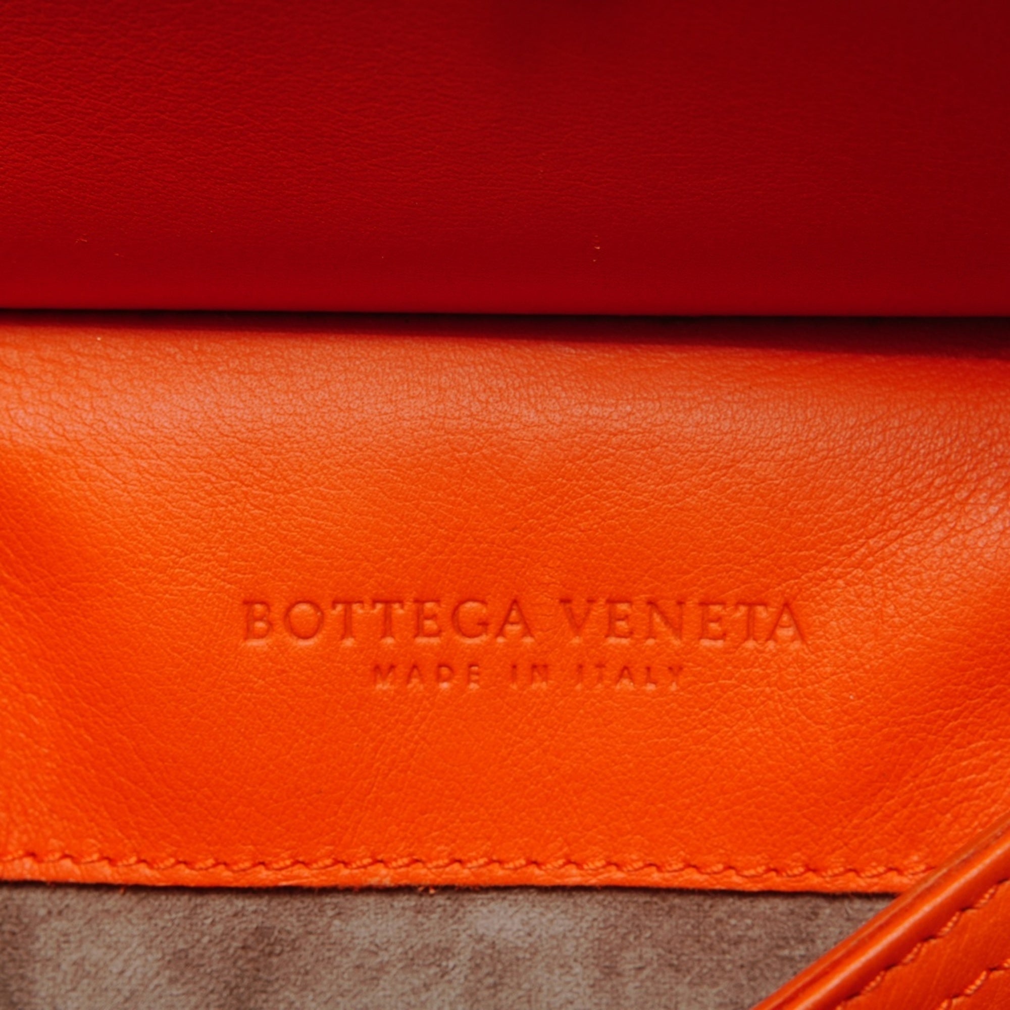 Bottega Veneta Intrecciato Orange Intrecciato Shoulder Bag (Pre-Owned)